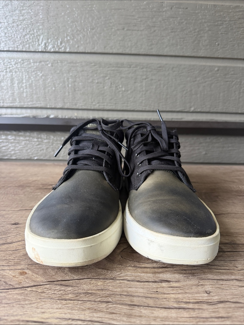 Timberland Black Lace-Up Casual Boots with White Sole size 12 - Picture 4 of 9